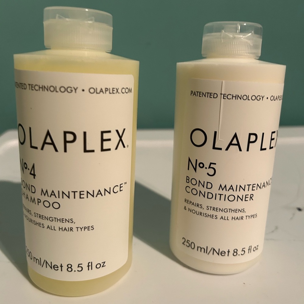 Olaplex 4 and 5 bond maintenance shampoo and conditioner set